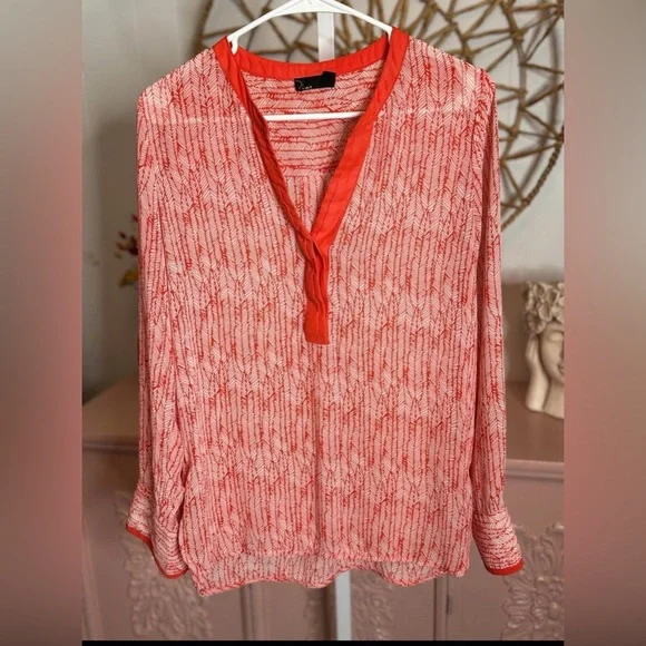 Noir Women’s Medium Women's orange and white Patterned Top - Picture 1 of 6